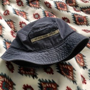 Vintage American eagle bucket hat